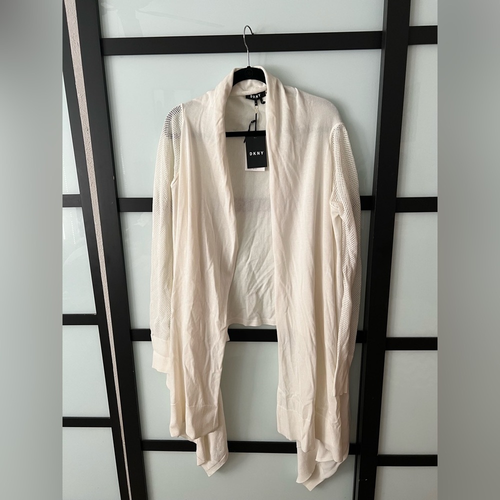 DKNY Wrap